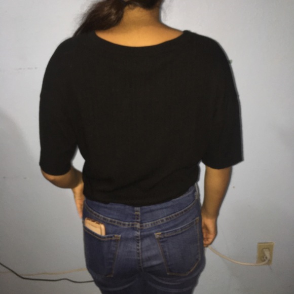 Forever 21 black croptop - Picture 2 of 4